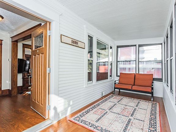 4th image of 1480 Saint Clair Ave