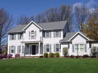 540 Neff Dr, Canfield, OH 44406
