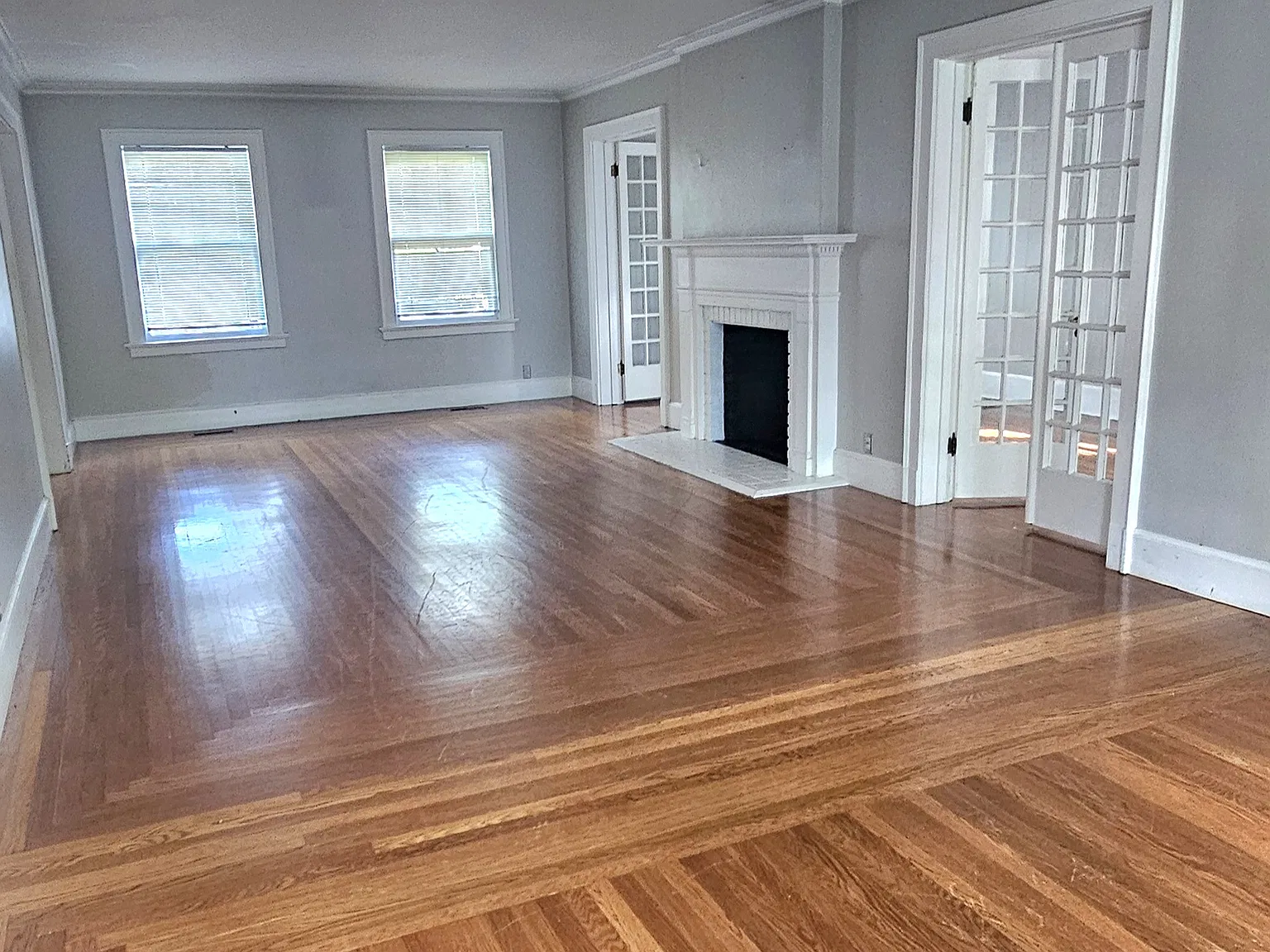 4 bed, 2.5 bath, 3010 sqft, $4,500 — Photo 1