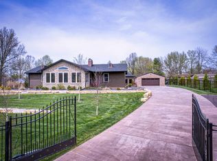 7788 Oak Grove Rd, Newburgh, IN 47630