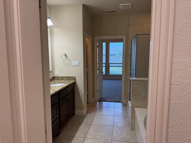 1824 Balboa Park Dr — Photo 47