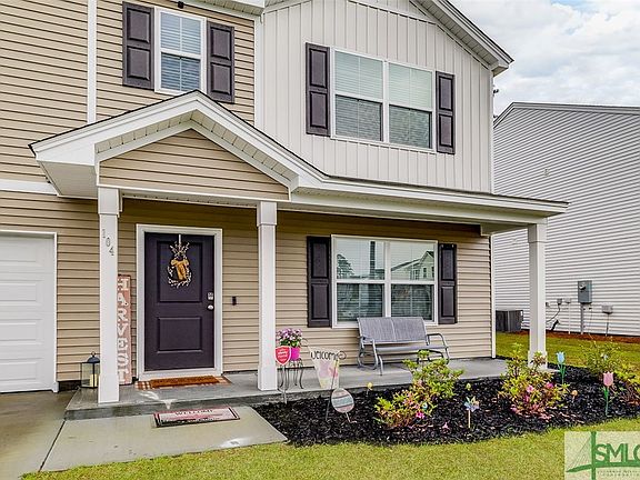 3rd image of 104 Jennie Drive