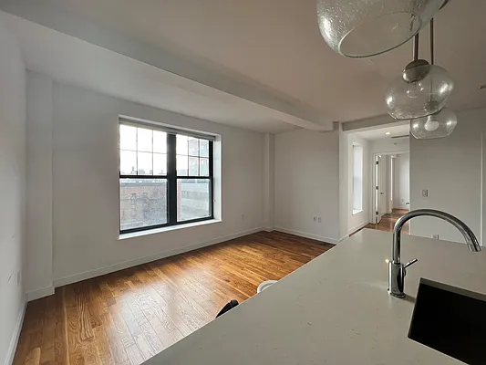 Rented by MLB ESTATES LLC | media 8