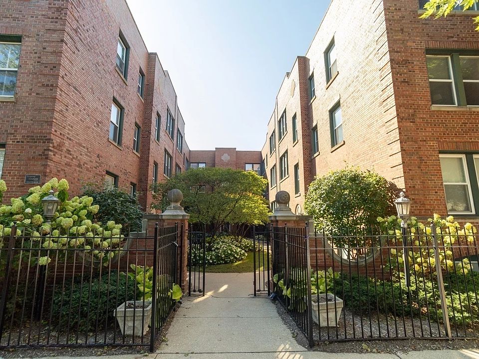 1st image of 2026 N Burling St APT 208