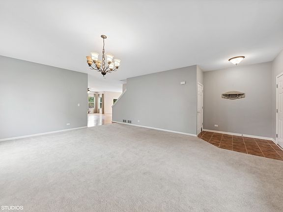 4th image of 412 Clearview Ln