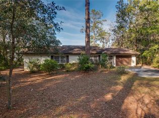 135 Bumpy Rd, Melrose, FL 32666