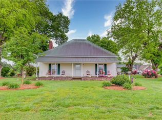 2364 Old Maddox Rd, Hoschton, GA 30548