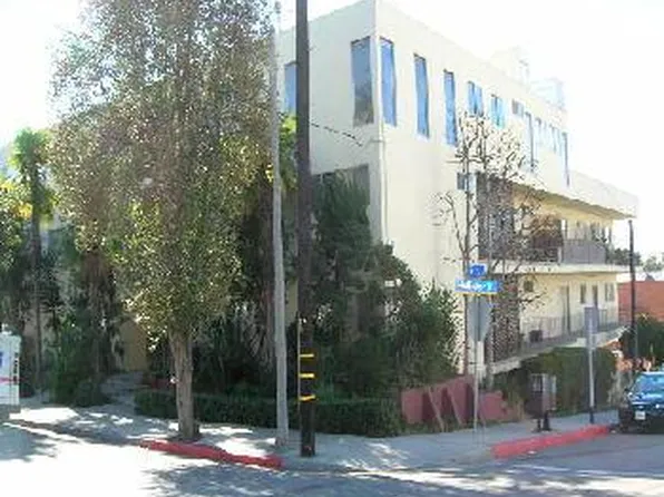 2402 3rd St APT 109, Santa Monica, CA 90405