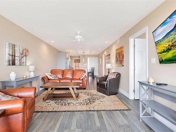 3rd image of 1500 Park Beach Cir APT 4G