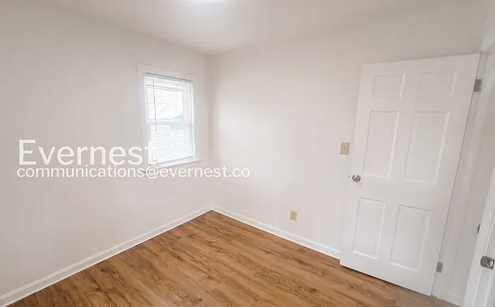 20600 Watson Rd — Photo 16