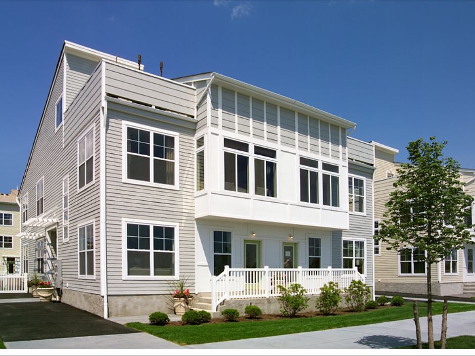 2nd image of 7106 Beach Front Rd #1