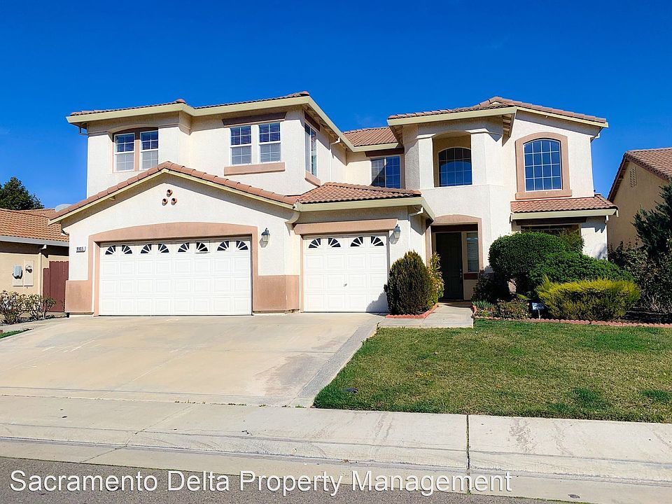 1st image of 9905 Sorrentino Dr
