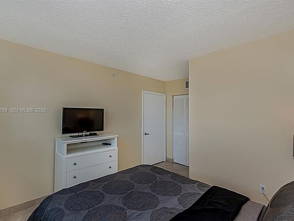 5th image of 90 Alton Rd APT 501