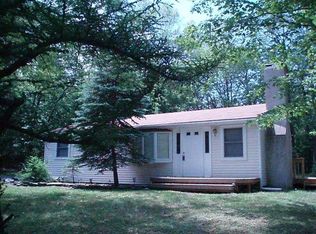 Sunrise Dr, Milford, PA 18337