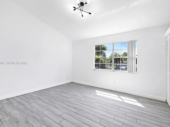 2917 NW Belmont Ln #2917, Hollywood, FL 33026