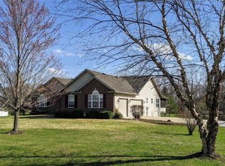 8813 Wildewood Dr, Worden, IL 62097