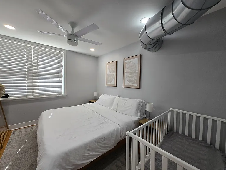 709 Pine St #202 — Photo 12