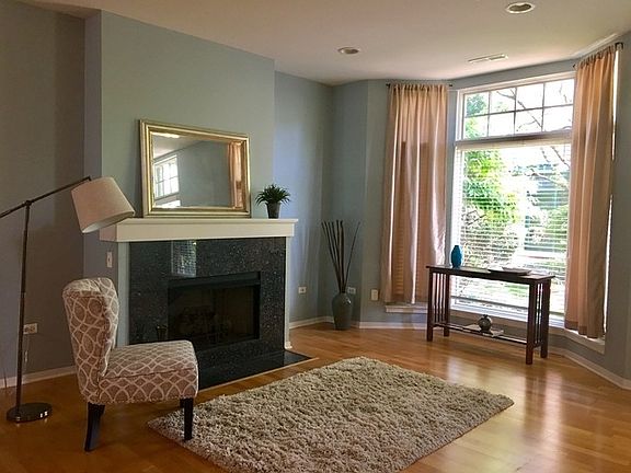 3rd image of 101 N Euclid Ave APT 27
