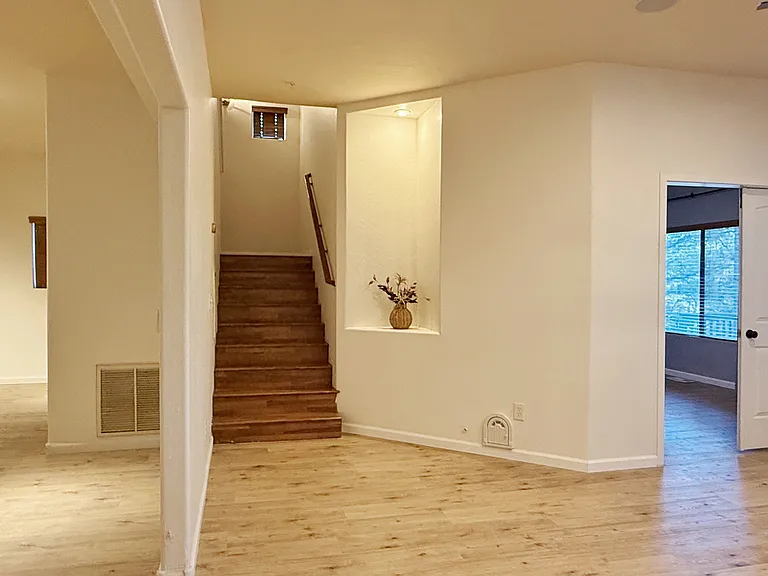 3041 W Simon Cir — Photo 7