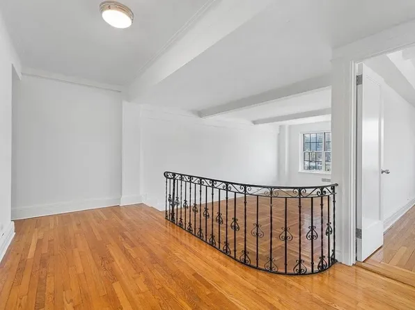 40 West 86th Street image 1 of 6
