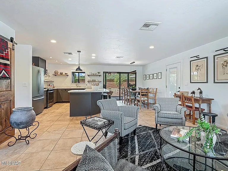 3 bed, 1505 sqft, $3,000 — Photo 3