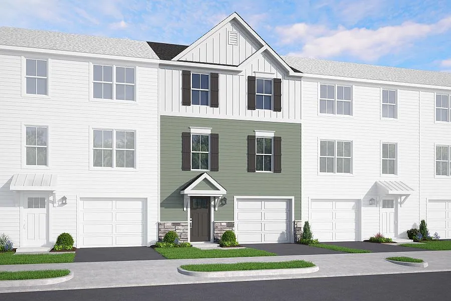 1047 Ellie Ln W Lot 1104 photo 1
