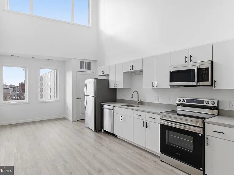 915 N Broad St #604 — Photo 8