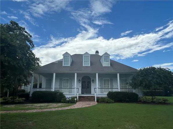 251 Highland Bluff Dr, Slidell, LA 70461