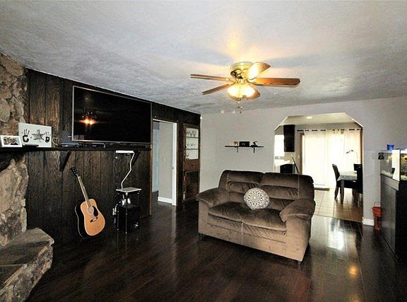 4th image of 85 Klassen Ln
