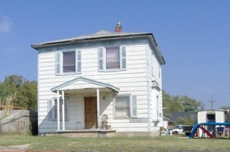 1st image of 502 W Avenue B