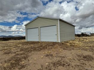 3936 N Aztec Rd, Golden Valley, AZ 86413