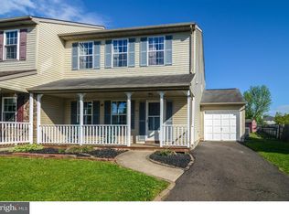 1144 Red Barn Ln, Quakertown, PA 18951