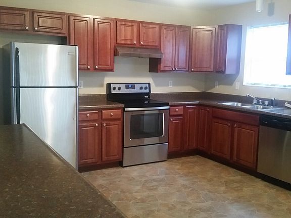 3rd image of 4001 Steelewater Way
