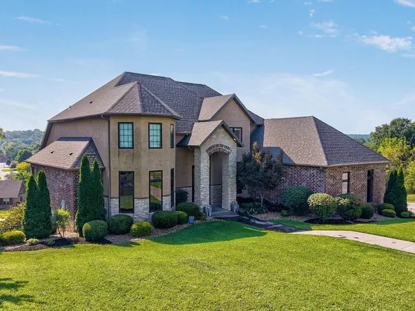 6388 S Weatherwood Trail, Springfield, MO 65810