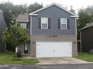 4 Heritage Ct, Clinton, TN 37716