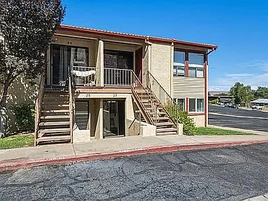 1 bed, 2.0 bath, 707 sqft, $1,000 — Photo 2