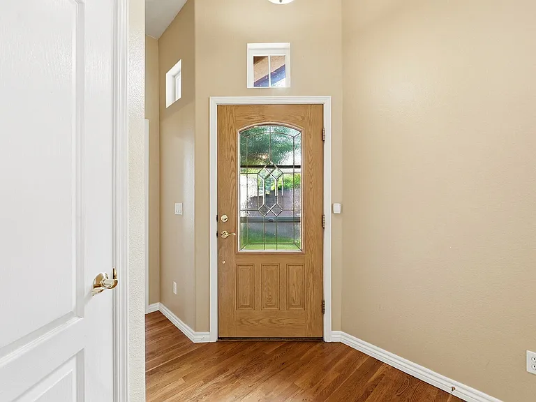 608 Crosswind Point — Photo 3