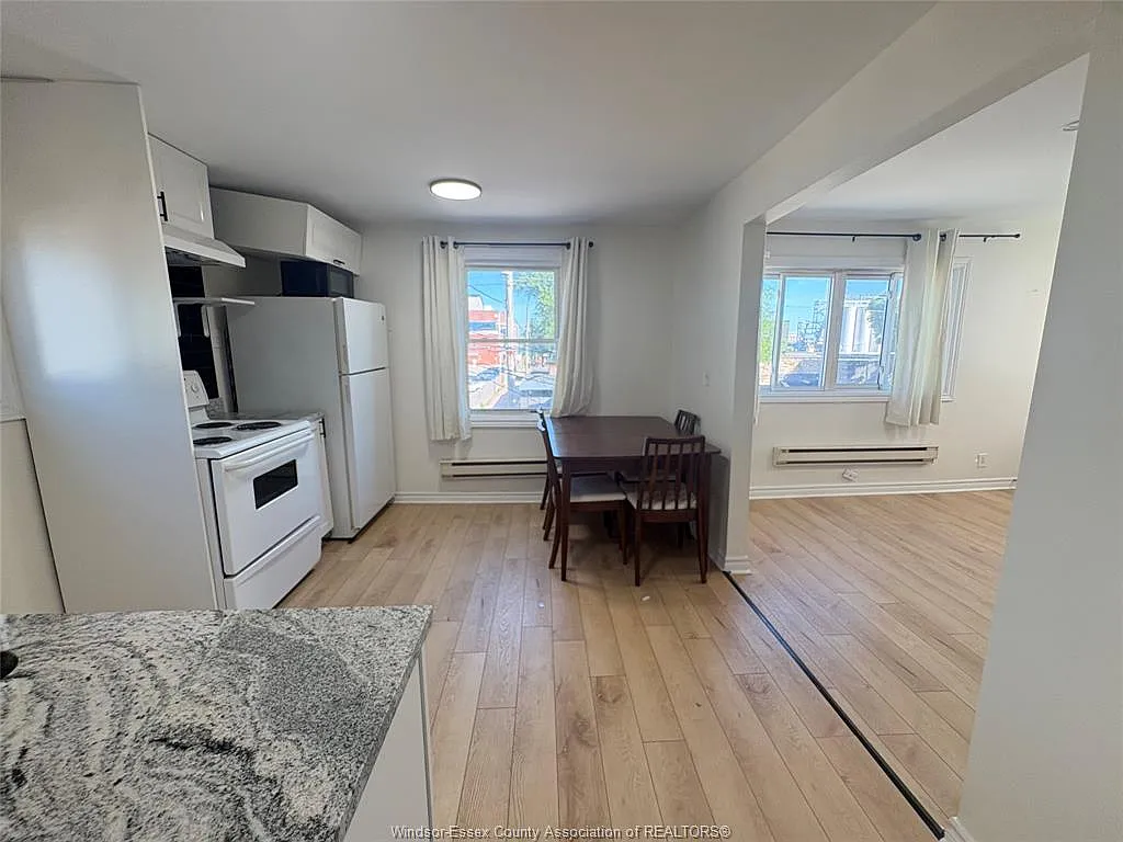 1 bed, $1,300 — Photo 2
