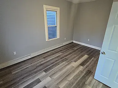 553 S Orange Ave #B — Photo 4