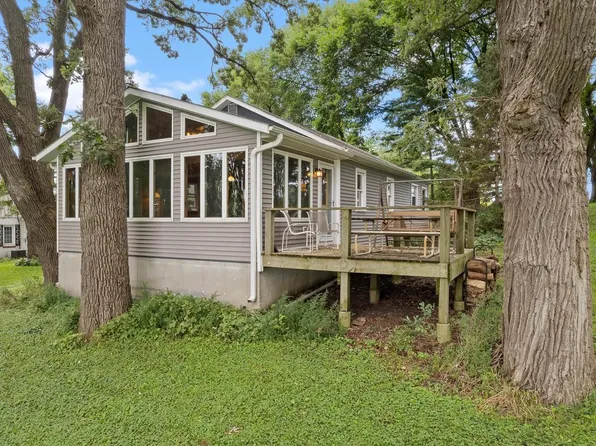 W8738 White Crow Road, Fort Atkinson, WI 53538