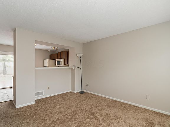 4th image of 797 Ficus Dr