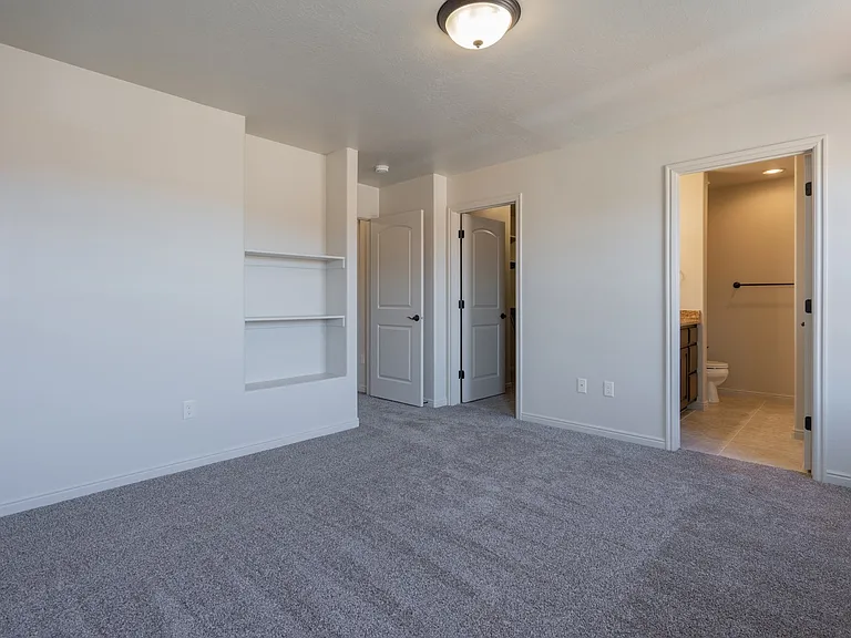 370 W Buena Vista Blvd #111 — Photo 30