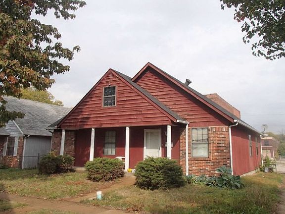 4th image of 4317 E Fairfax Ct