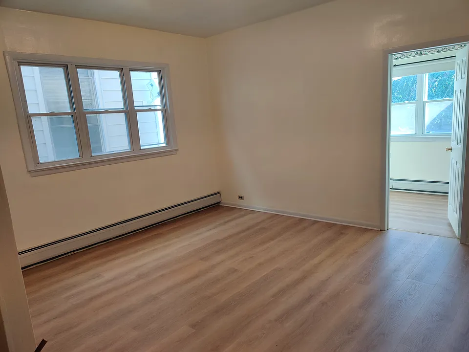 11 James St #1