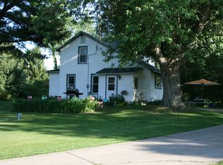 10442 Lauer Rd, Baroda, MI 49101