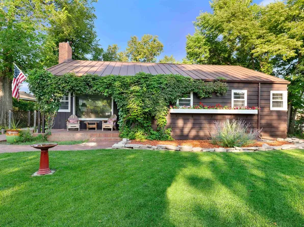 225 N Main St, Spearfish, SD 57783