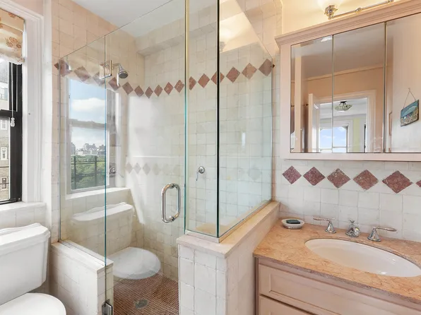 40 West 77th Street image 12 of 12