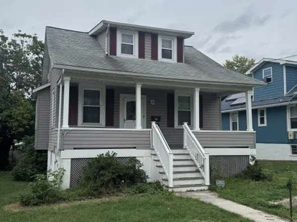 2911 Hillcrest Ave, Parkville, MD 21234