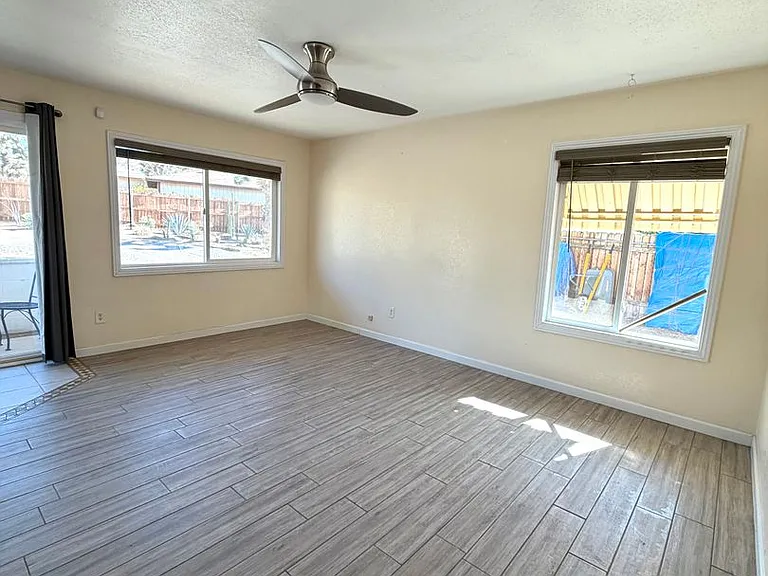 56615 Bonanza Dr — Photo 16
