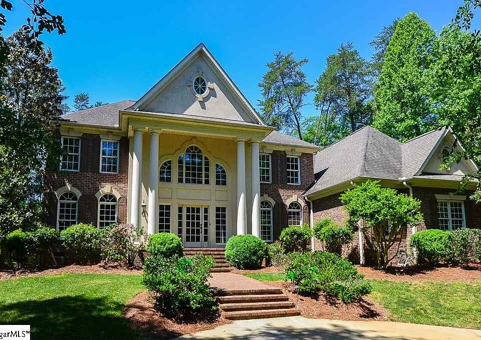 1st image of 504 Carolina Club Dr